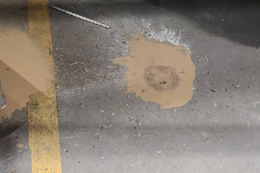 郑州漏水检测郑州高校宿舍楼水压不稳，可能是管网在暗漏